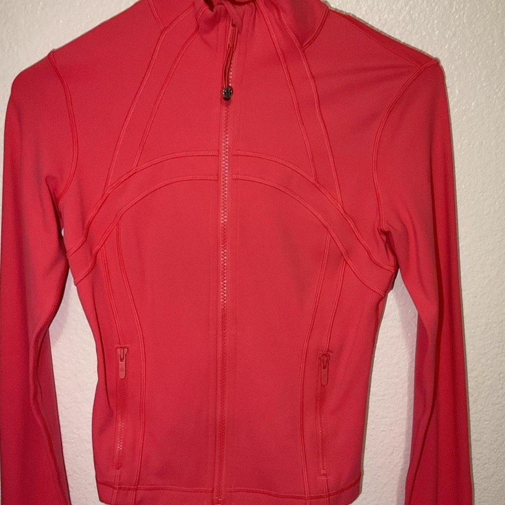 Glaze pink lululemon define jacket work about 4 times size 4